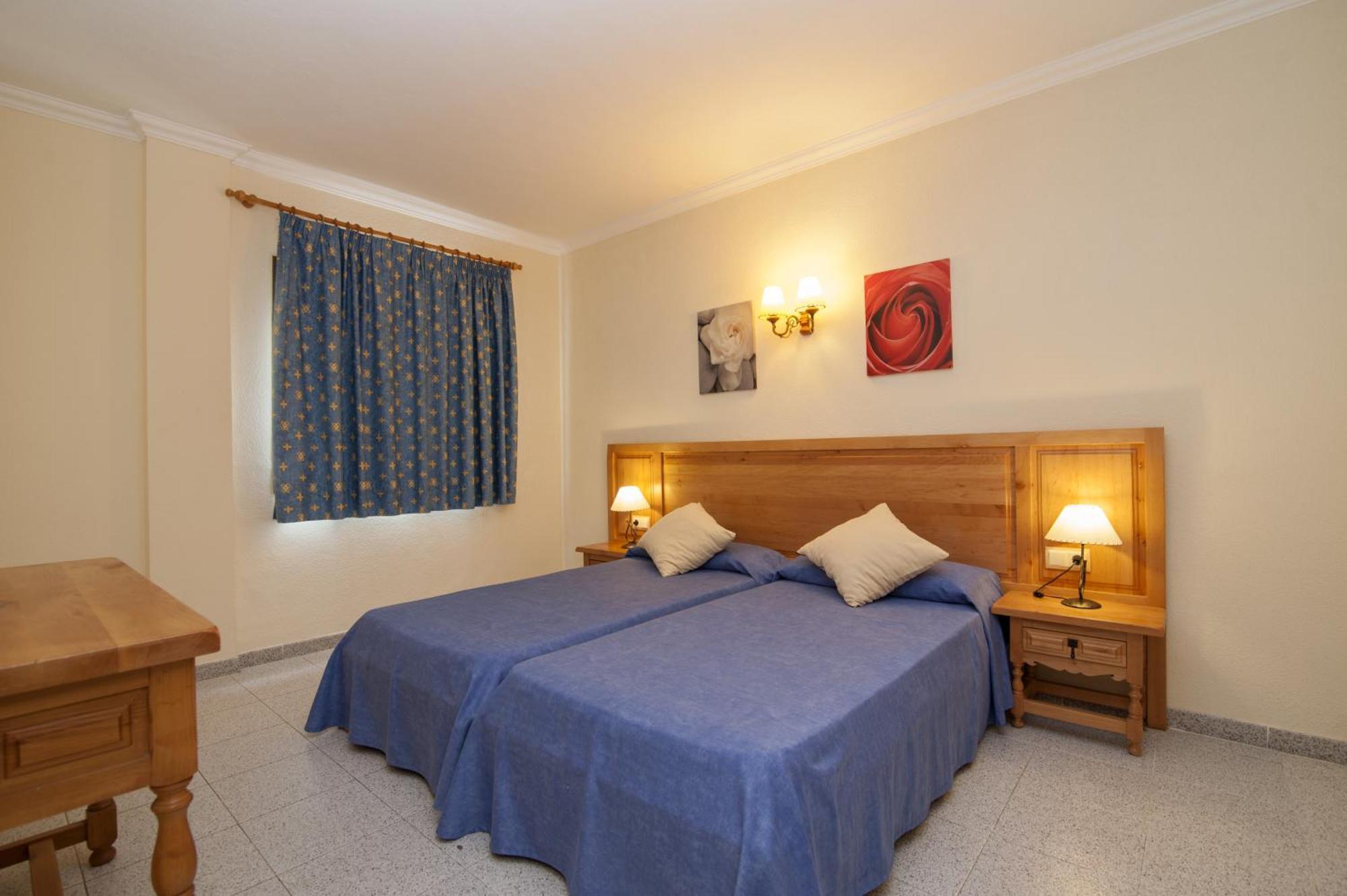 Casa Luis Apartments Santa Eularia des Riu Rom bilde