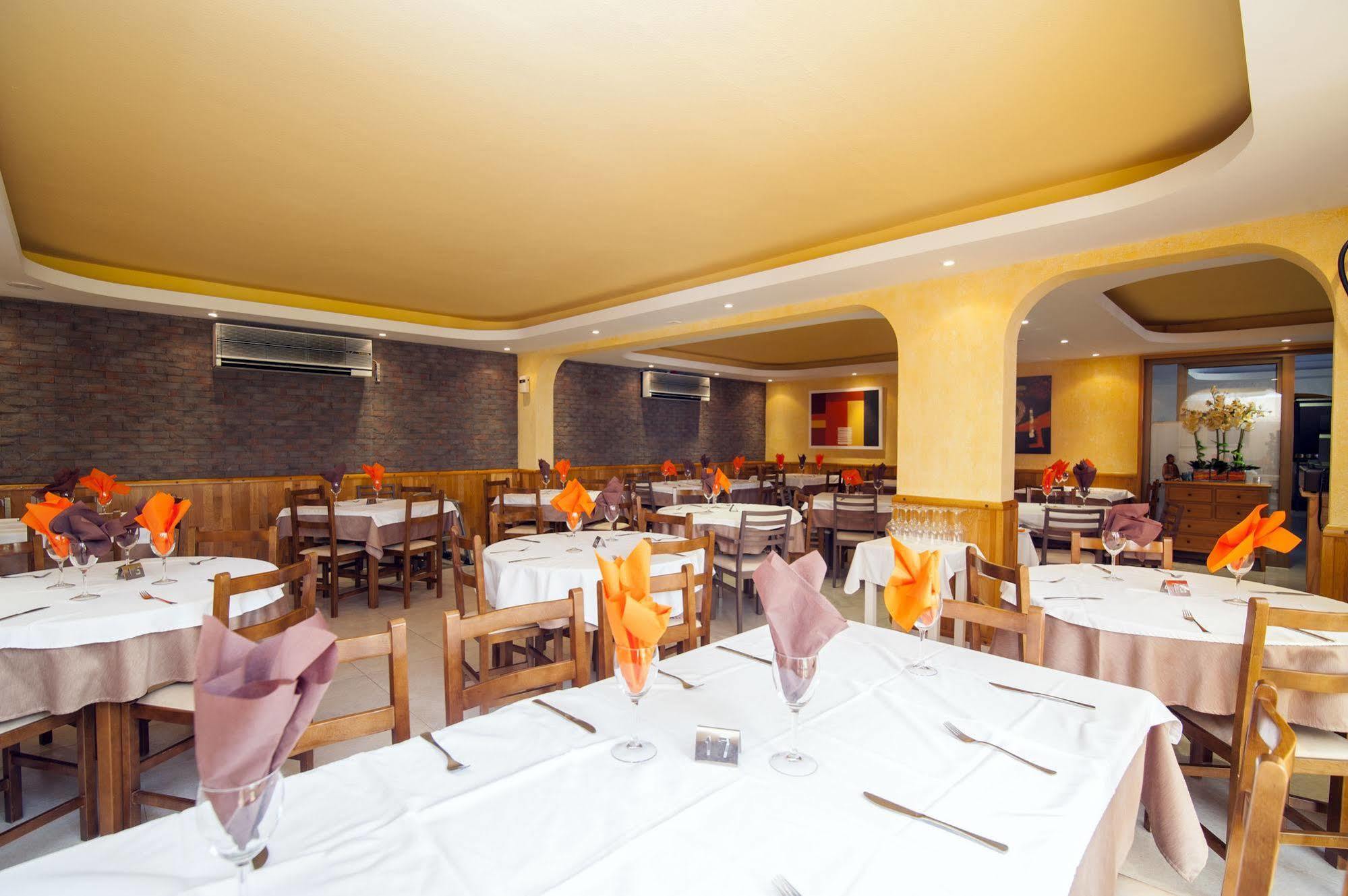 Casa Luis Apartments Santa Eularia des Riu Eksteriør bilde