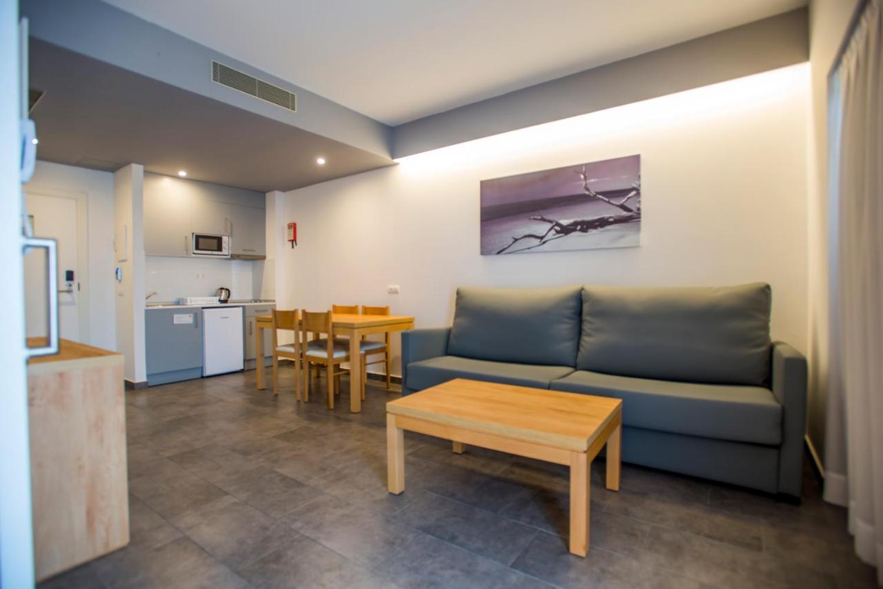Casa Luis Apartments Santa Eularia des Riu Eksteriør bilde